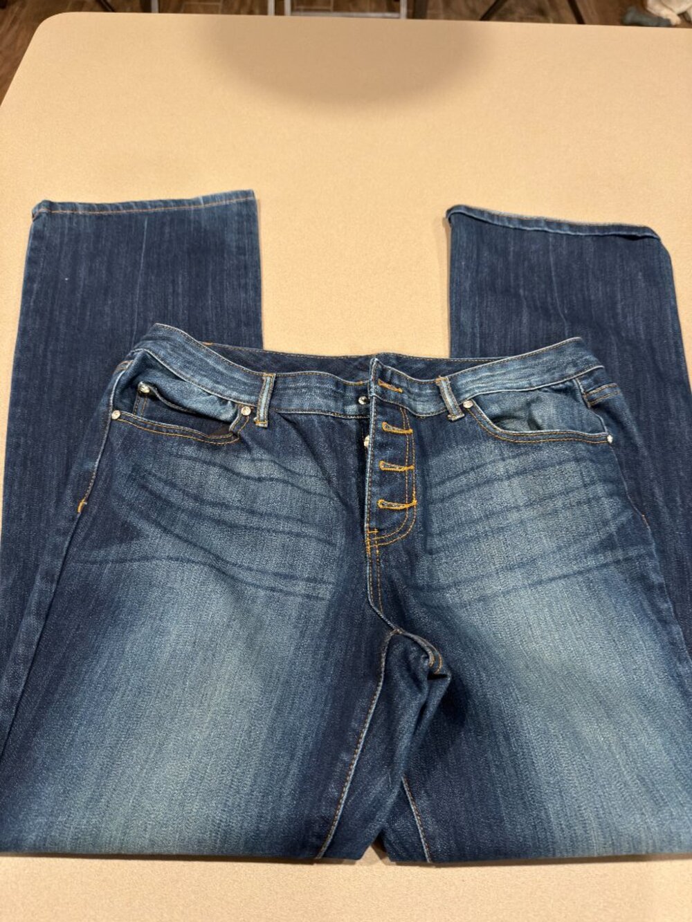 INC International Concepts Bootcut Jeans Button Fly Dark Wash.   (A)